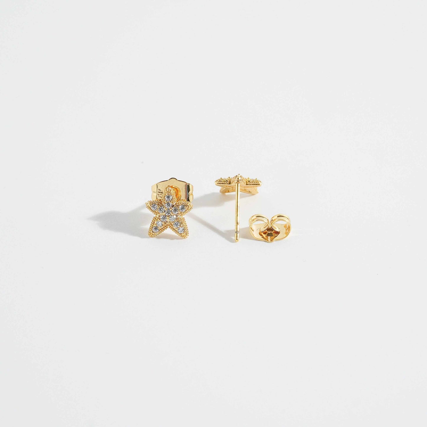 Star Gold Studs Earring – close-up detail of design | Magnus