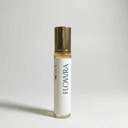 FLOWRA – close-up detail of fragrance | Magnus
