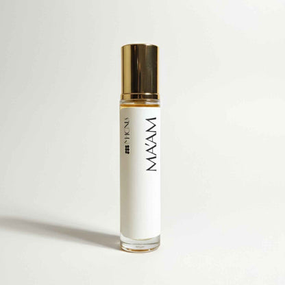 MA'AM – close-up detail of fragrance | Magnus