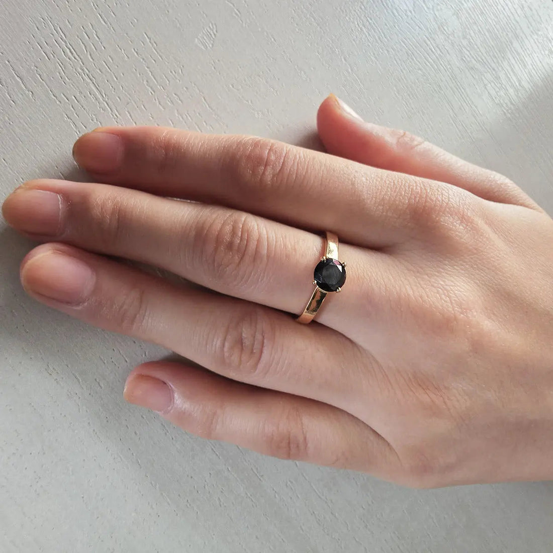 Solitaire Black Ring – close-up detail of design | Magnus