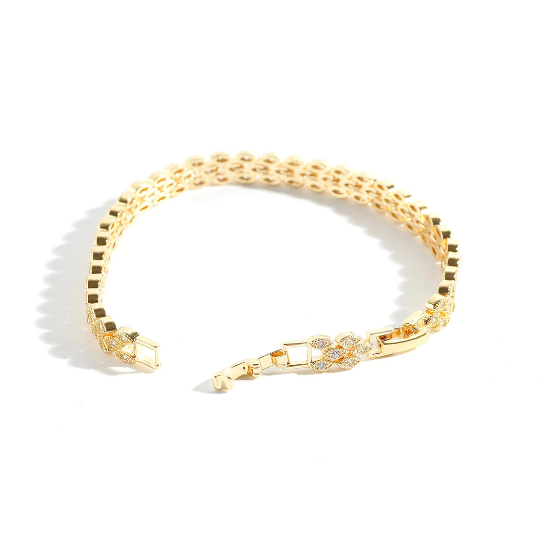Bridesmaid Bracelet – close-up detail of design | Magnus