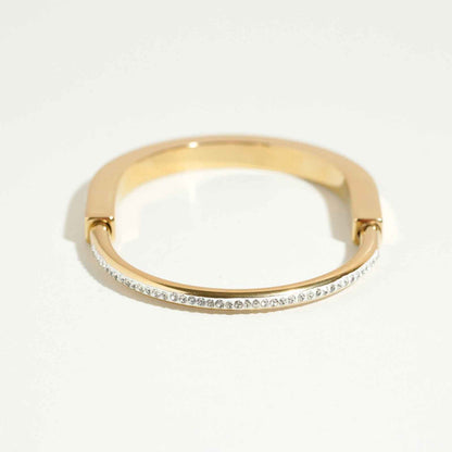 Magnus Grandeur Cufflock Bangle ultra-premium cufflock bridal bangle for women Pakistan
