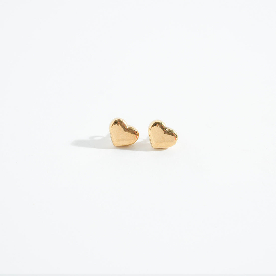 Heart Me Studs – earring for women | Magnus