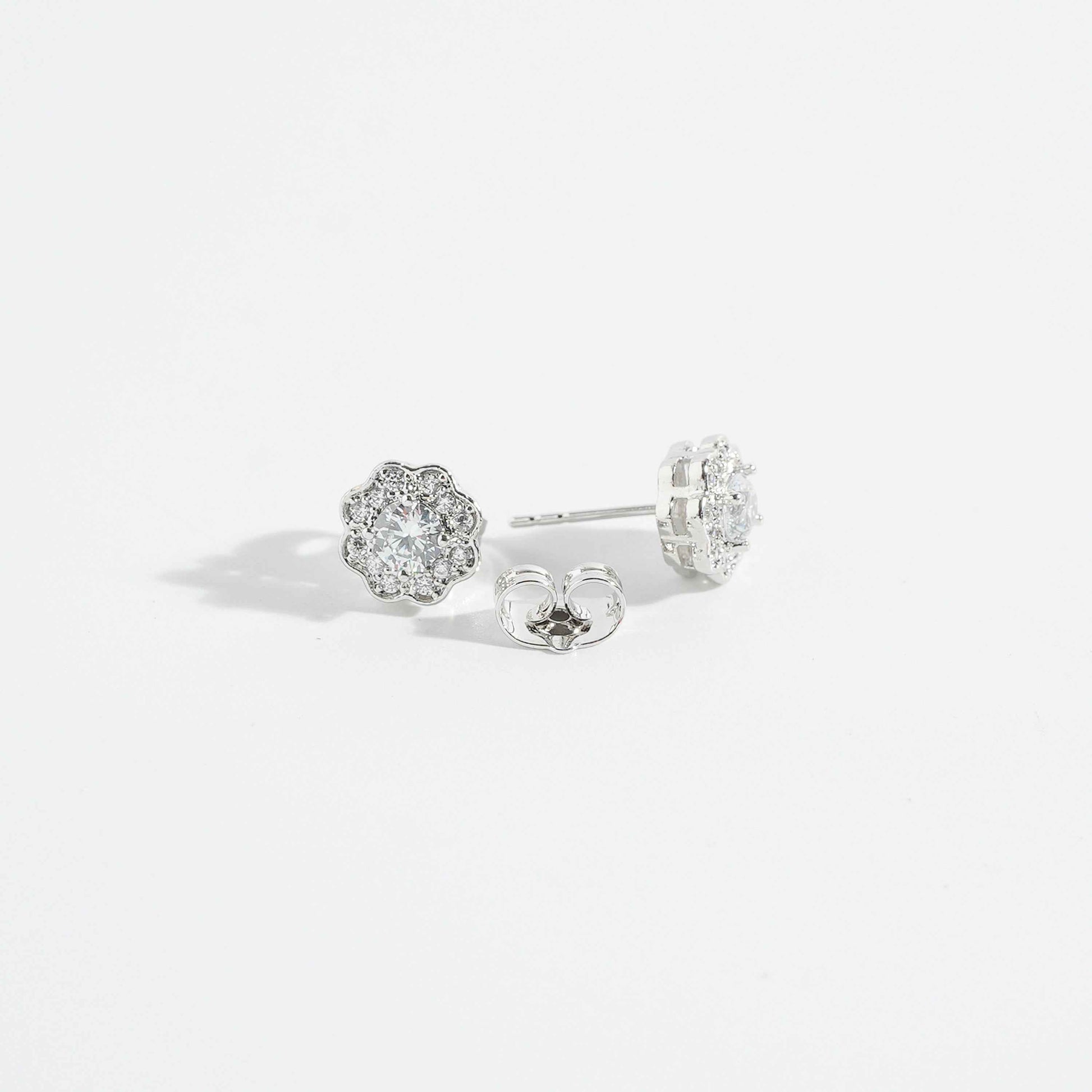 Nova Studs Earring