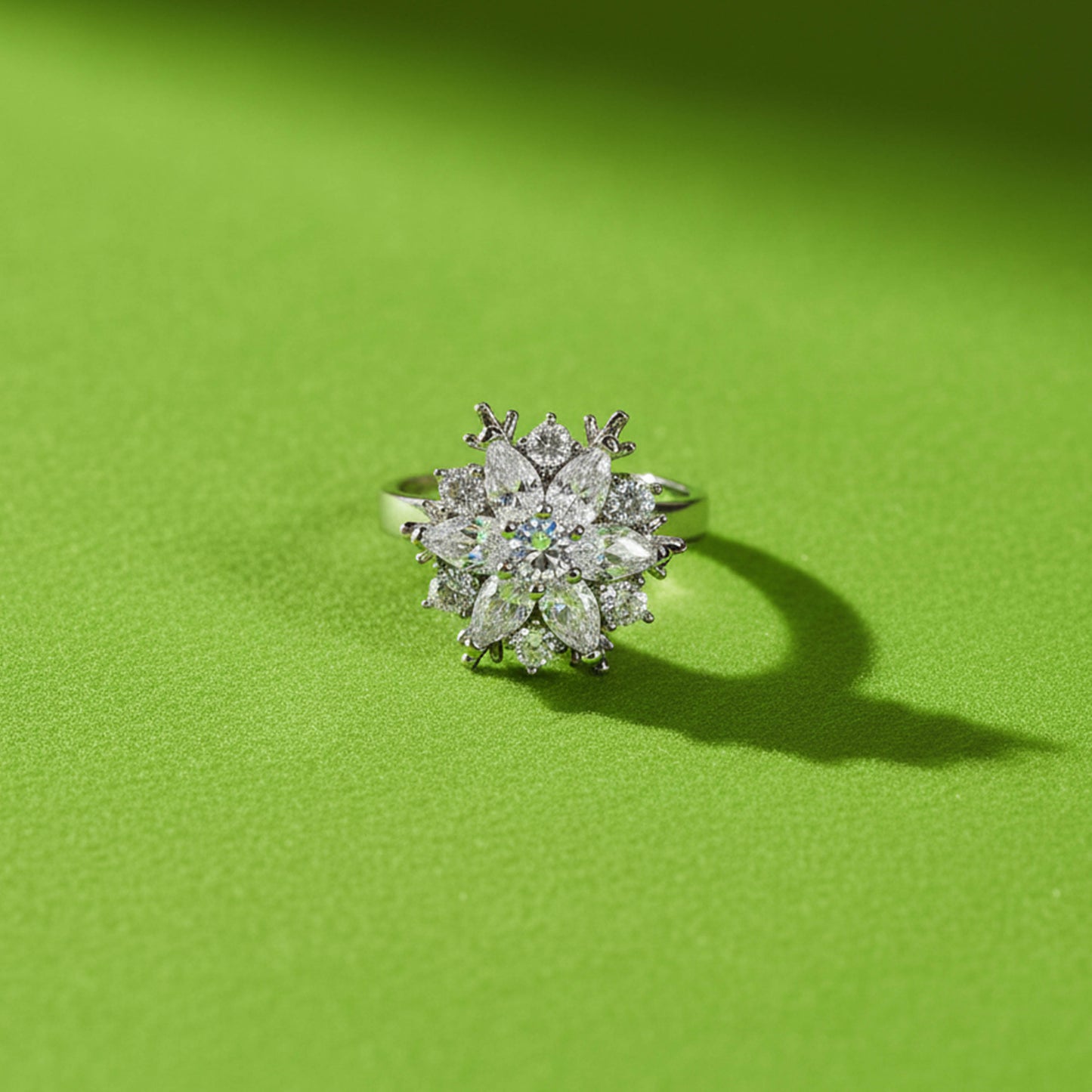 Snow Spin Silver Ring