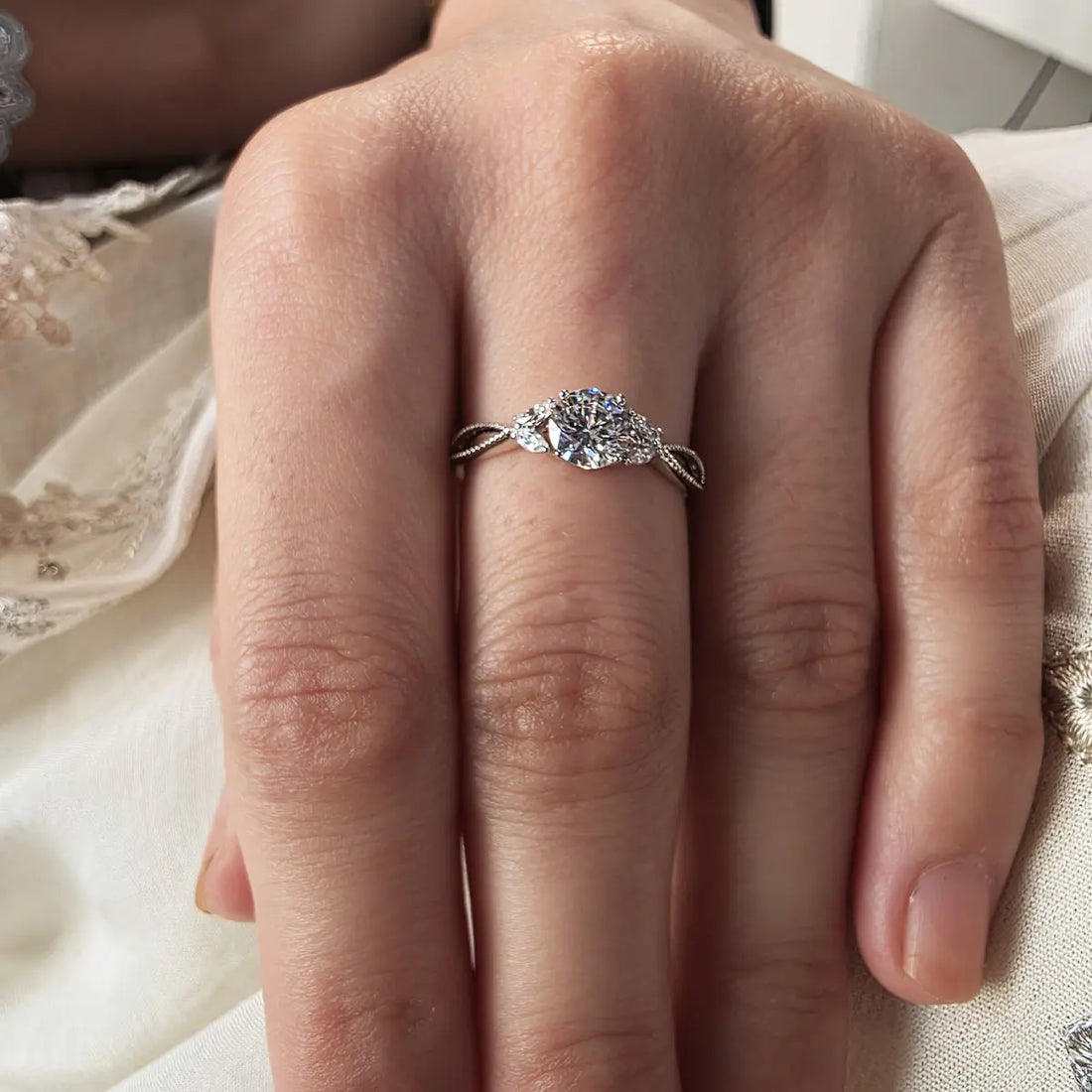 Royal Cluster Ring – close-up detail of design | Magnus