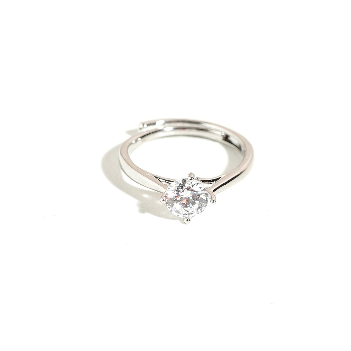 Solitaire Princes Ring – ring for women | Magnus