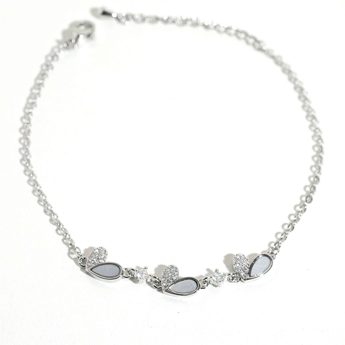 Swan Silver Bracelet – close-up detail of design | Magnus