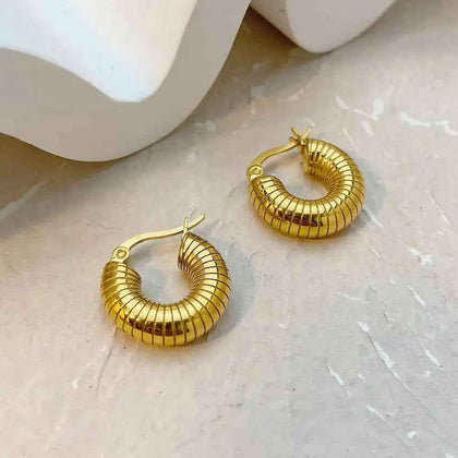 Gold Shrimp Hoop