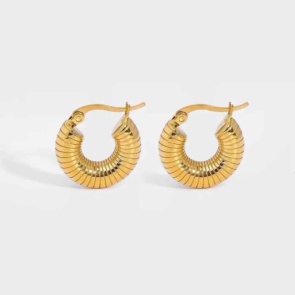 Gold Shrimp Hoop – close-up detail of design | Magnus