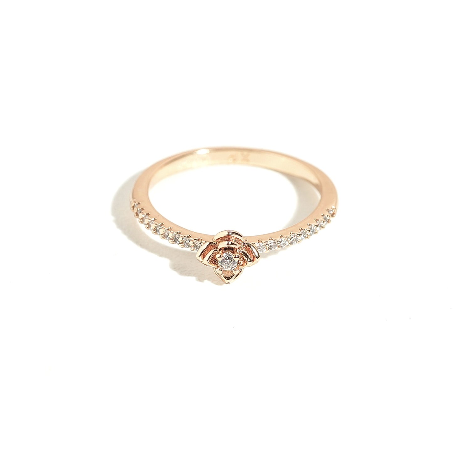 Diamond Rose Ring – close-up detail of design | Magnus