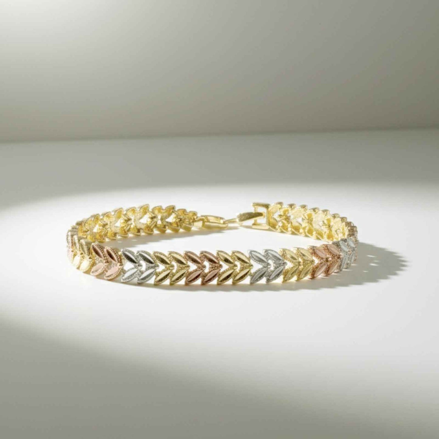 Peach Gold Leaf Bracelet – bracelet for women | Magnus