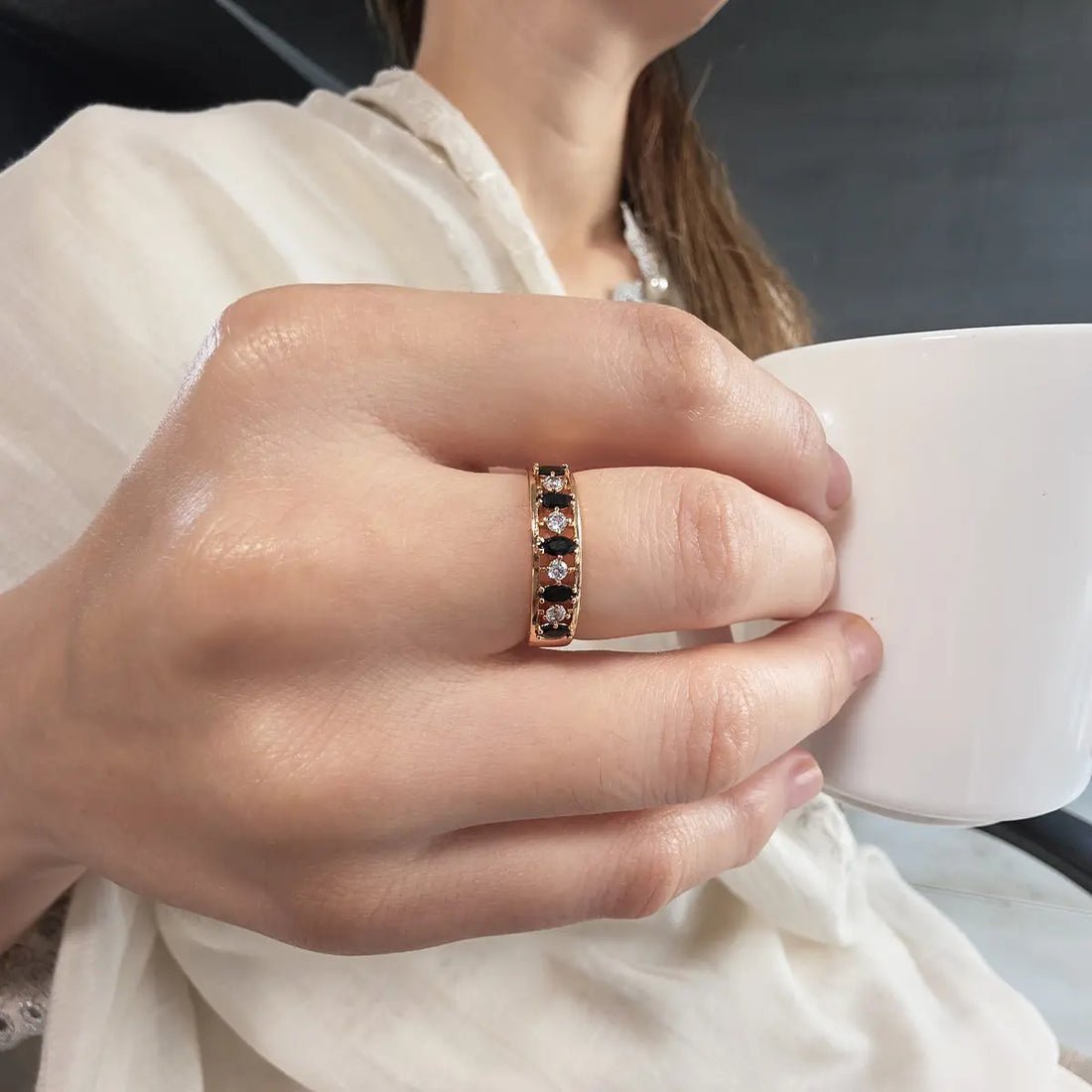 Dawn & Dusk Eternity Ring – close-up detail of design | Magnus