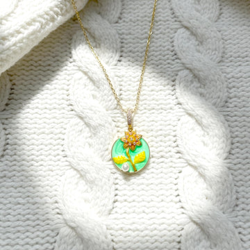 Green floral round pendant necklace for ladies by Magnus, stylish pendants for women, cute pendant online fashion jewelry in Pakistan