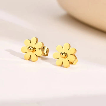 Lilly Flora Studs – earring for women | Magnus