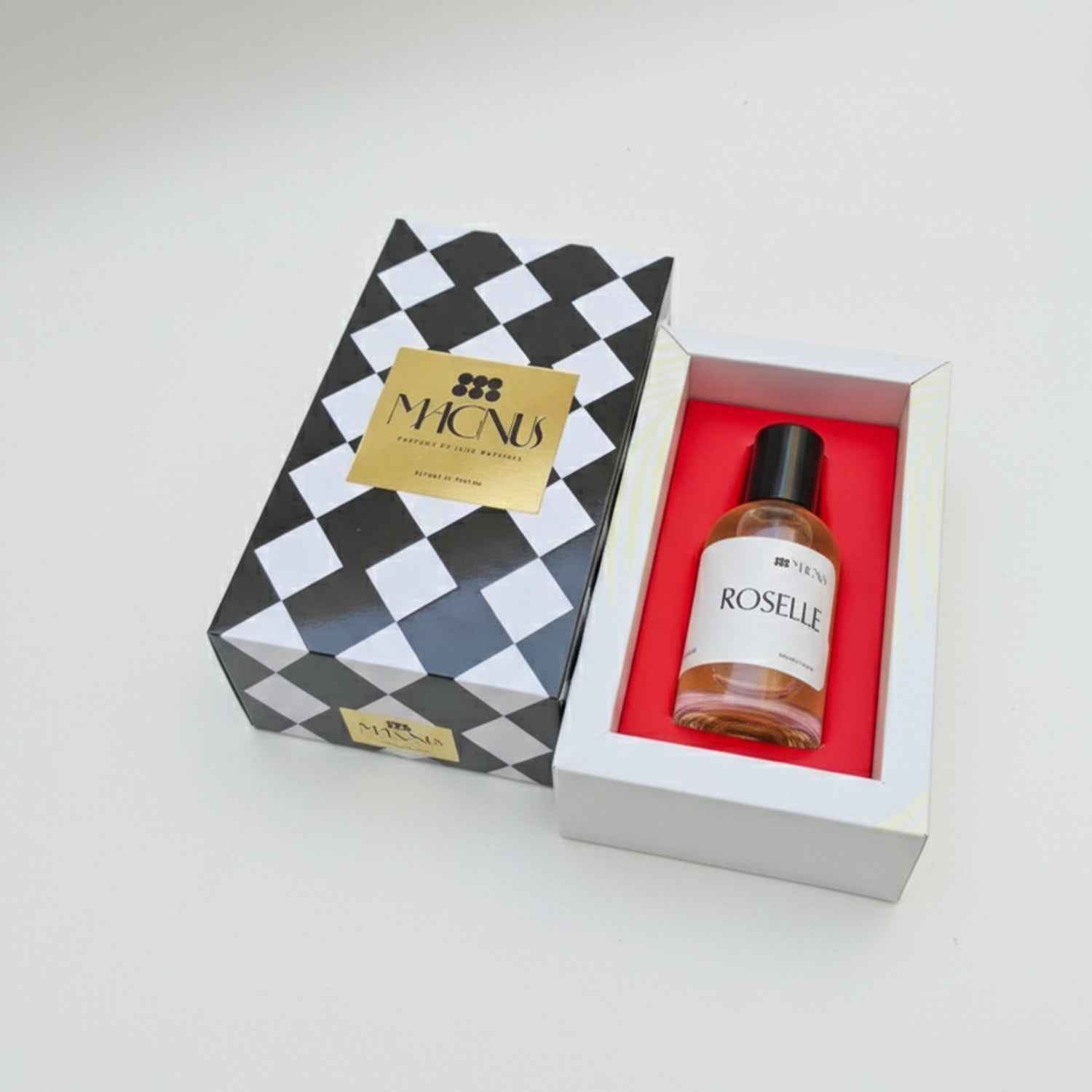 ROSELLE – close-up detail of fragrance | Magnus