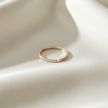 Magnus Sleek Eclat Eternity Ring gold-tone diamond-style zircon eternity ring for women Pakistan